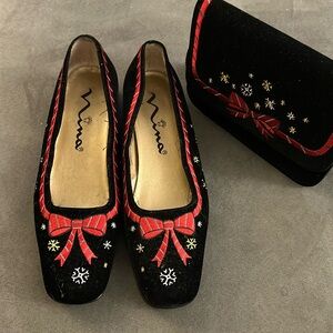 Velvet Christmas shoe